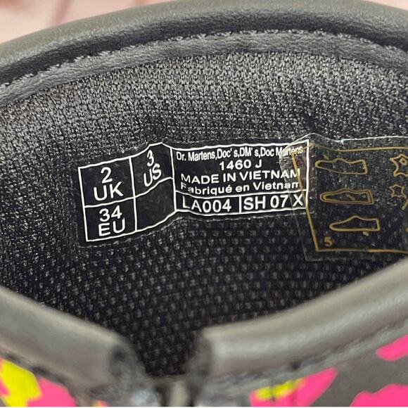 Dr. Martens 1460 Pink Leopard Hydro Leather Lace Up Boots Girls Youth Size 3 - Picture 10 of 10